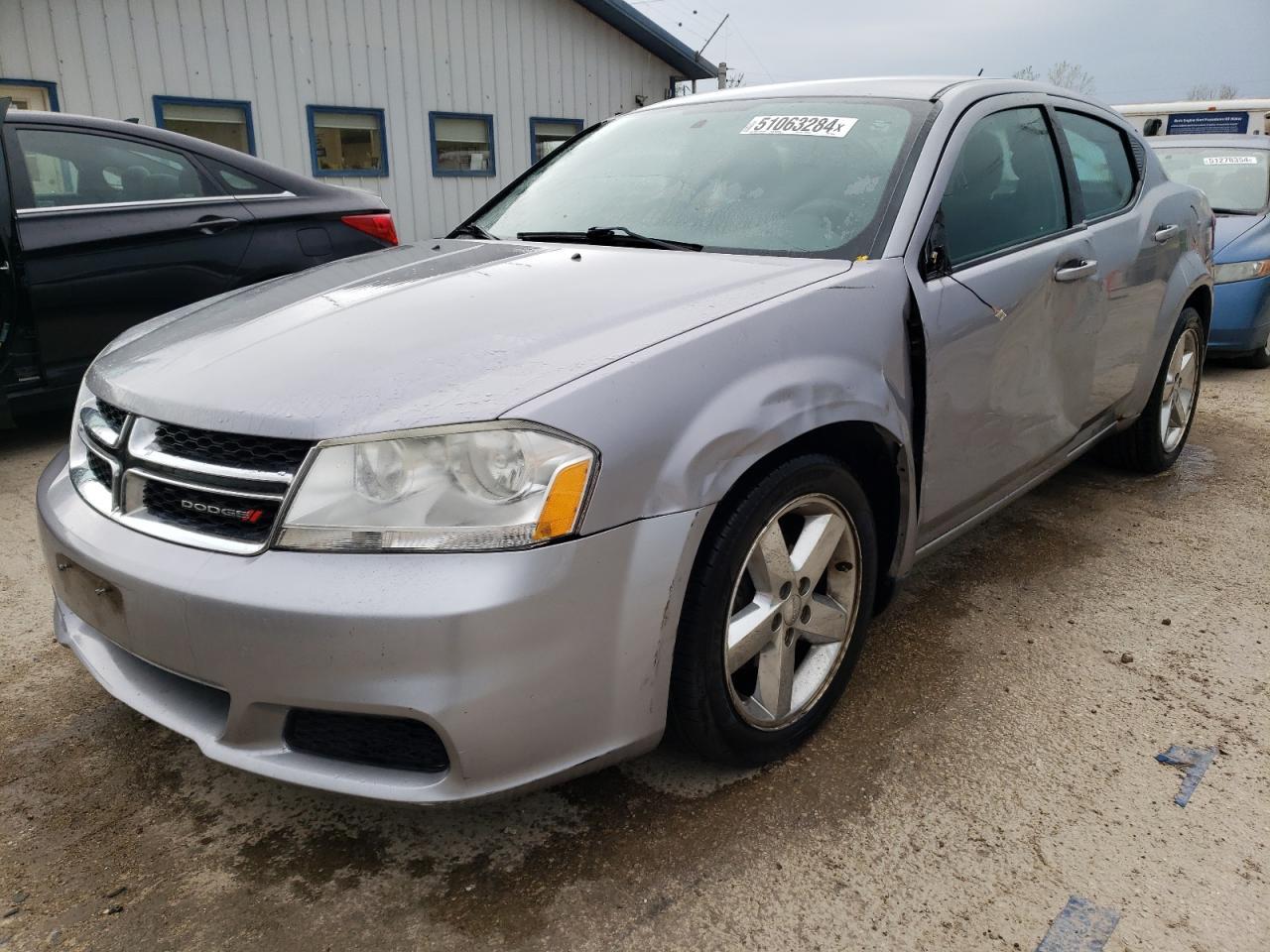 2013 DODGE Avenger