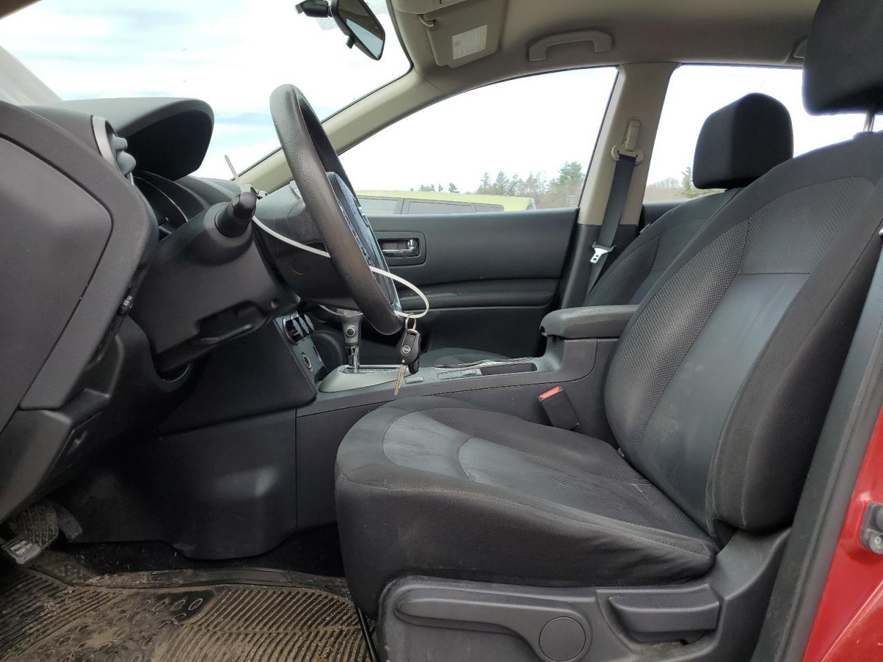 2014 NISSAN ROGUE