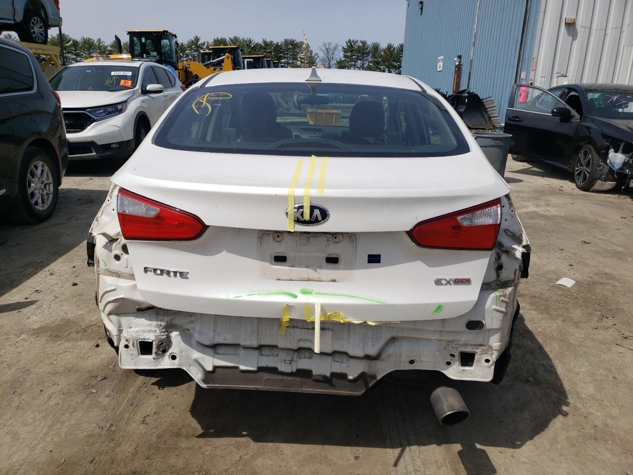 2015 KIA FORTE
