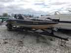 2004 Stratos Boat