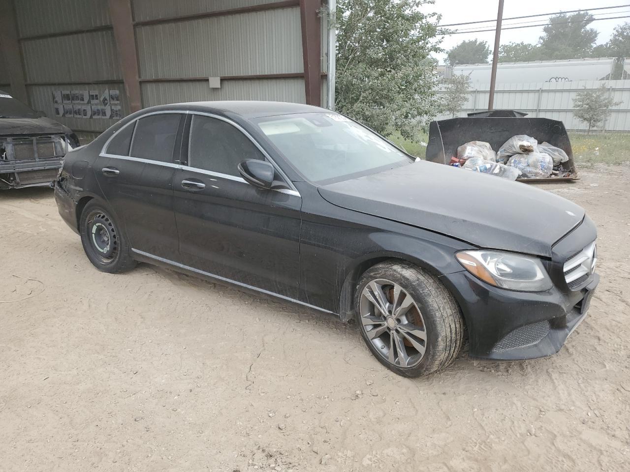 2016 MERCEDES-BENZ C-CLASS
