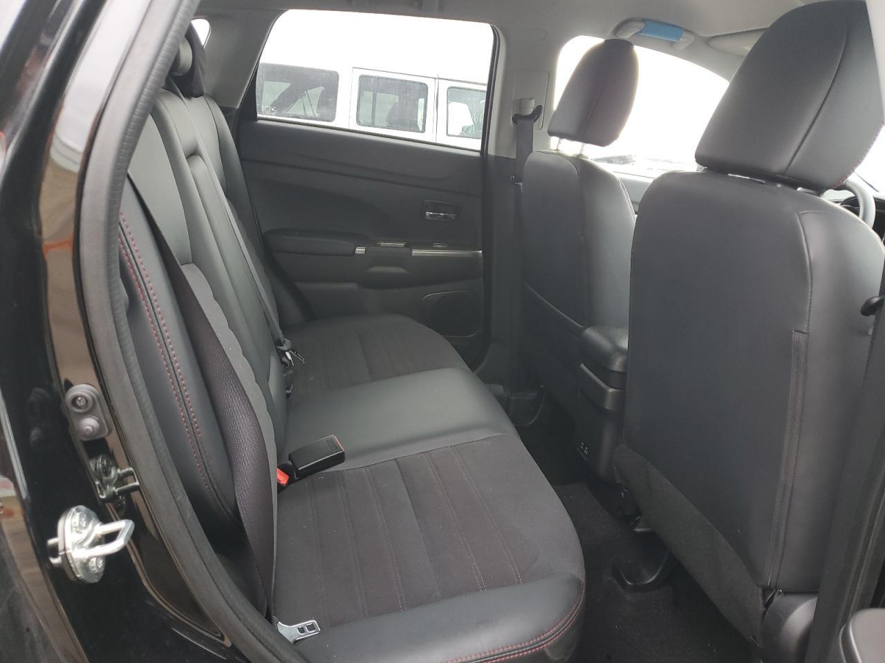 2024 MITSUBISHI outlander