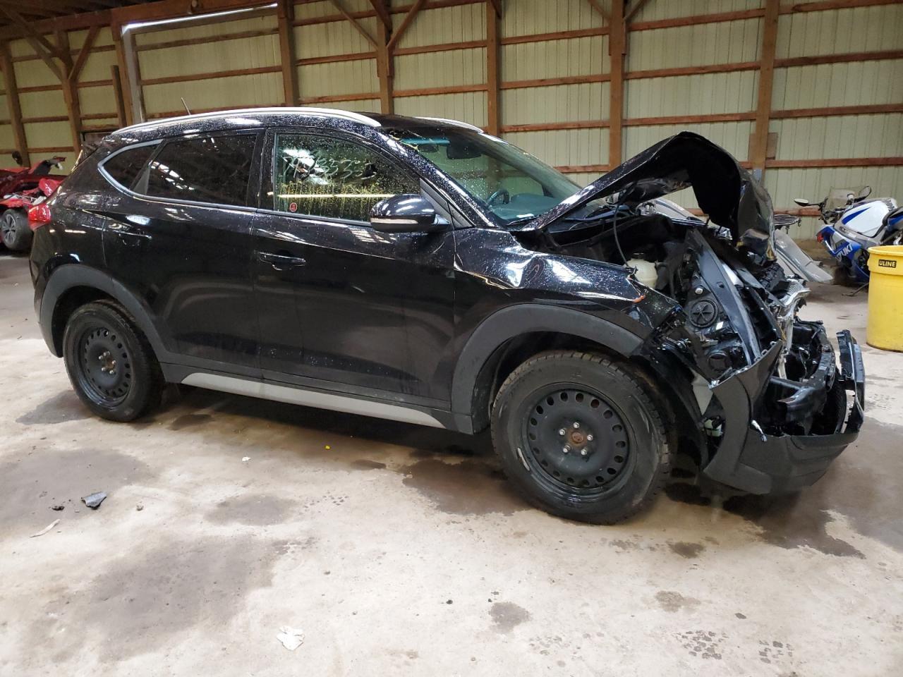 2017 HYUNDAI TUCSON