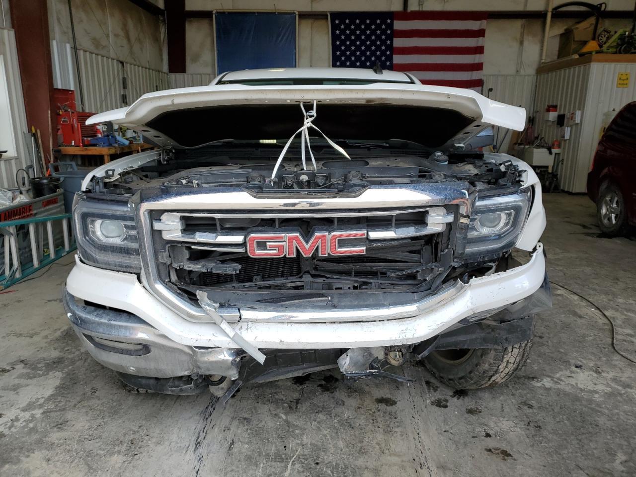 2018 GMC Sierra