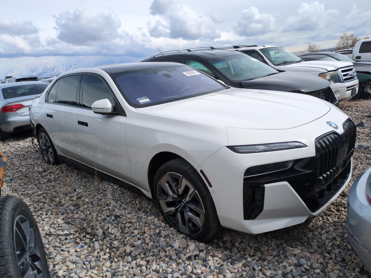 2023 BMW i7