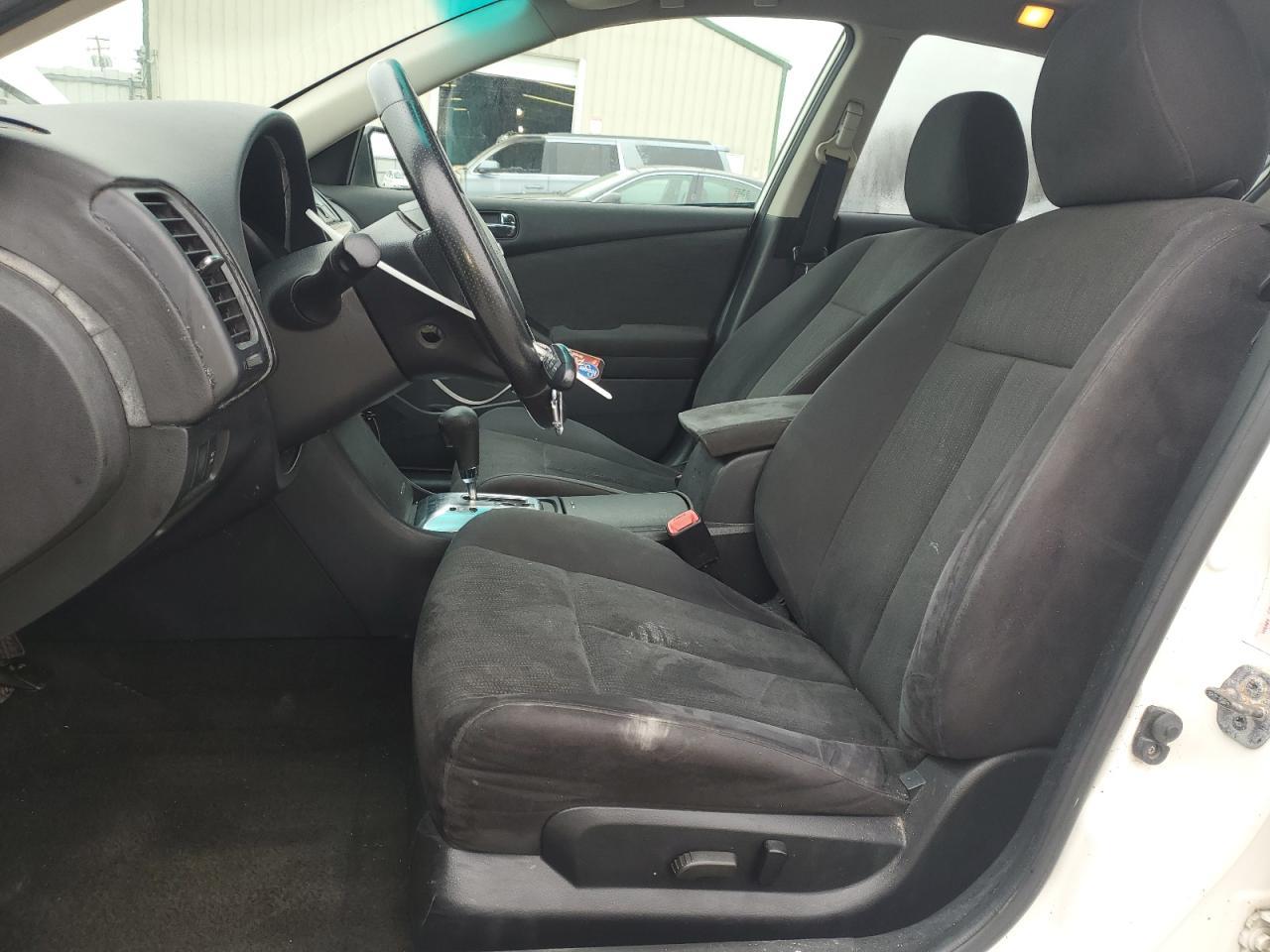 2010 NISSAN ALTIMA
