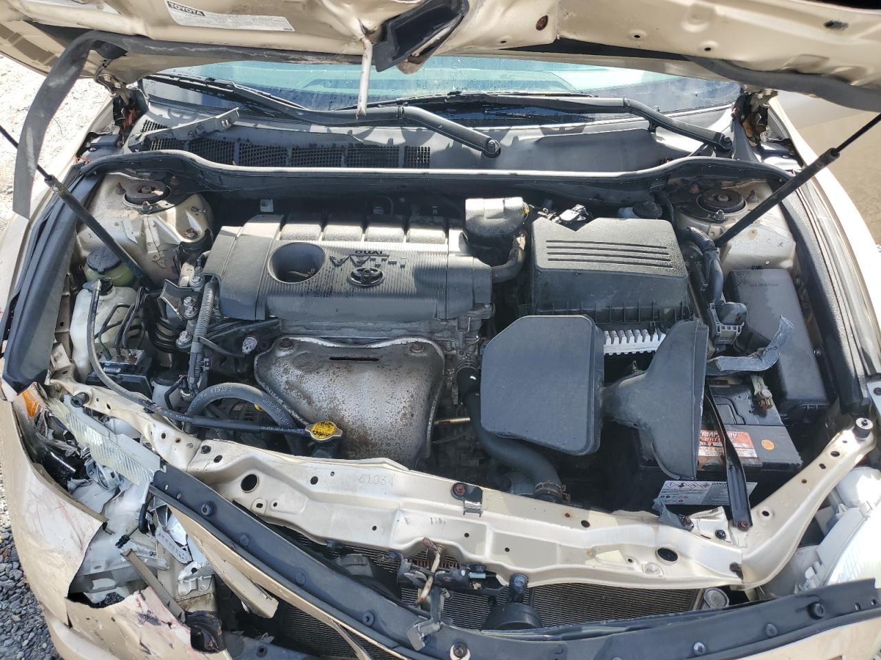 2011 TOYOTA CAMRY