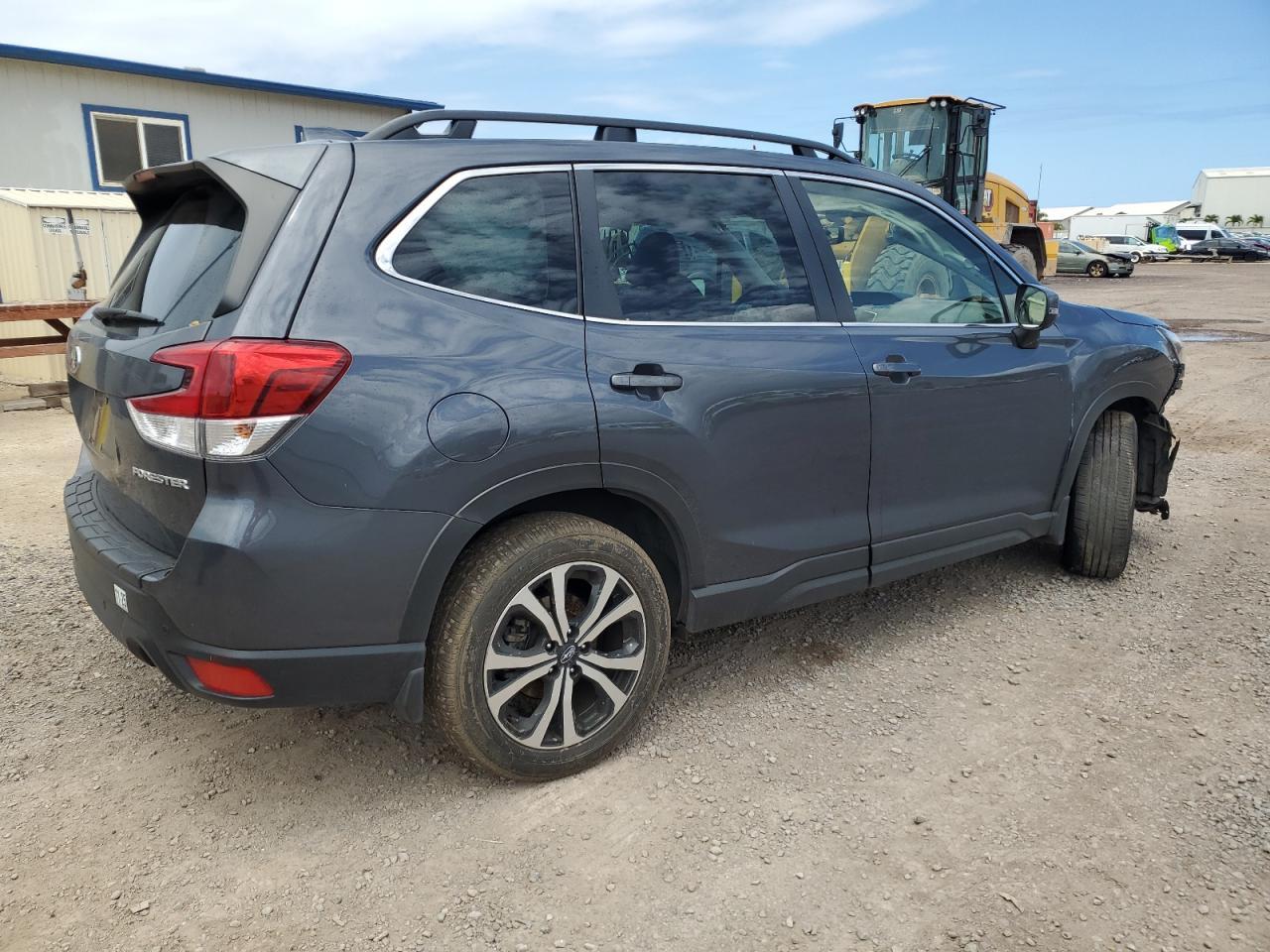 2023 SUBARU FORESTER