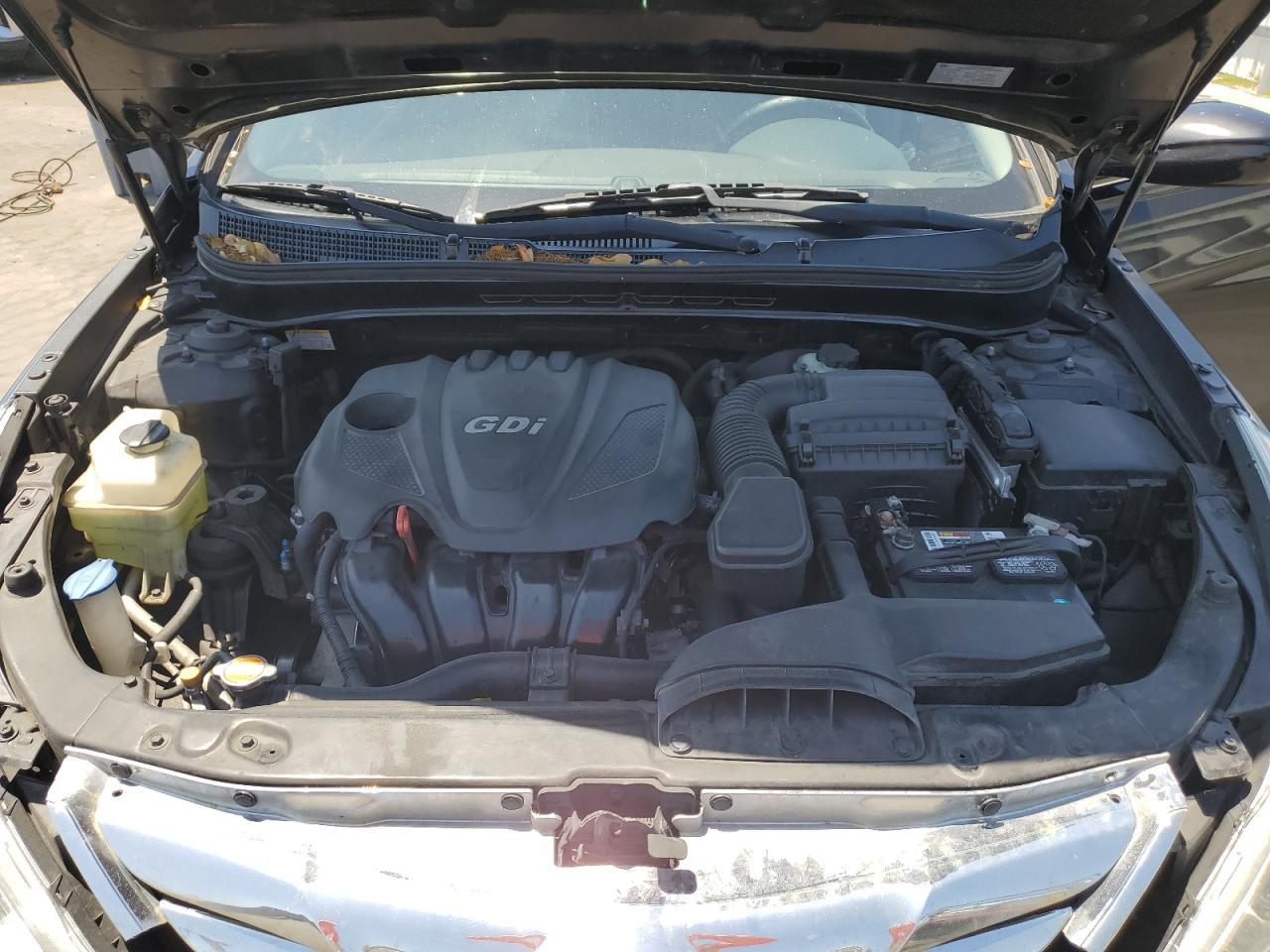 2011 HYUNDAI SONATA