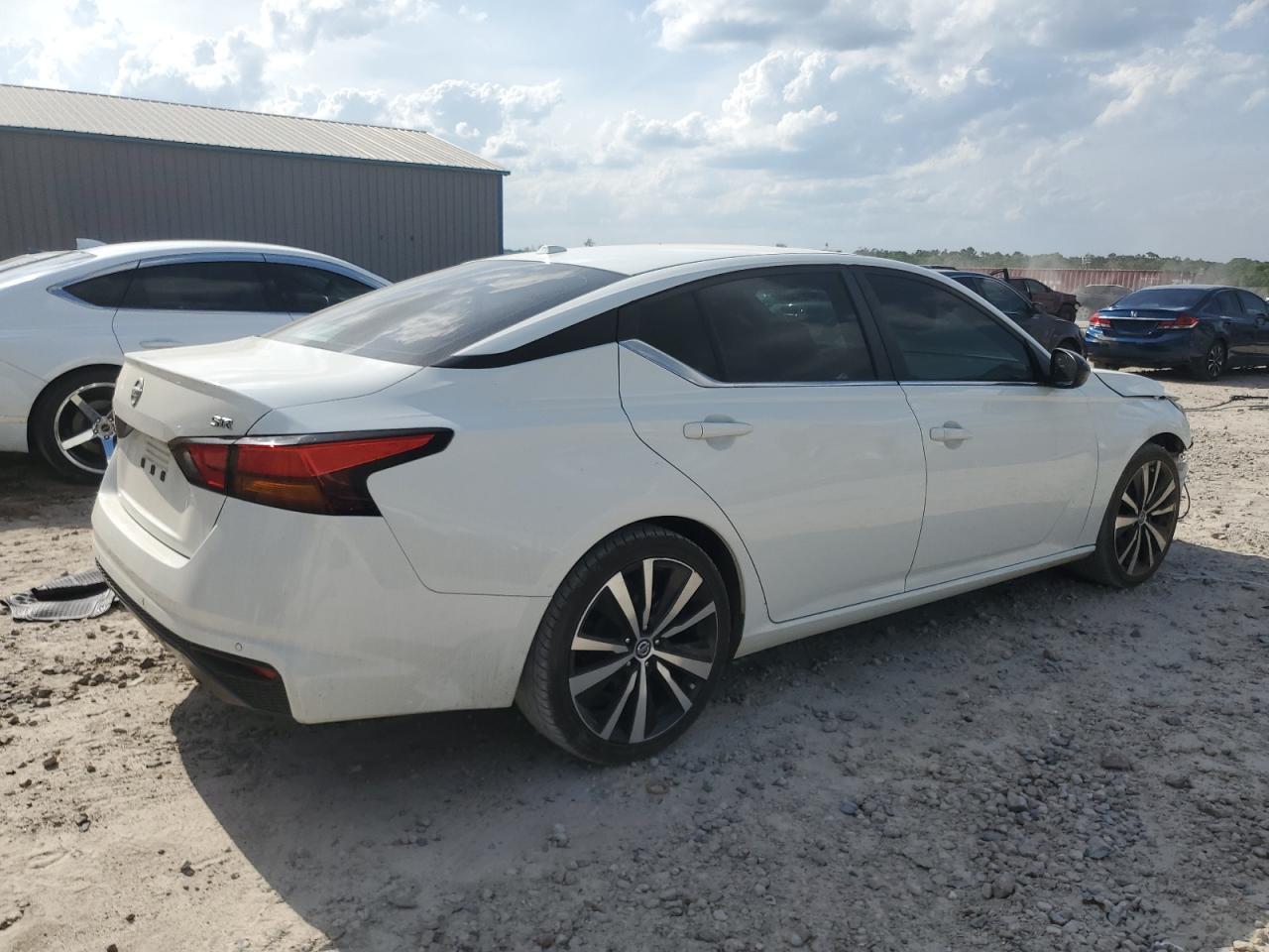 2022 NISSAN ALTIMA