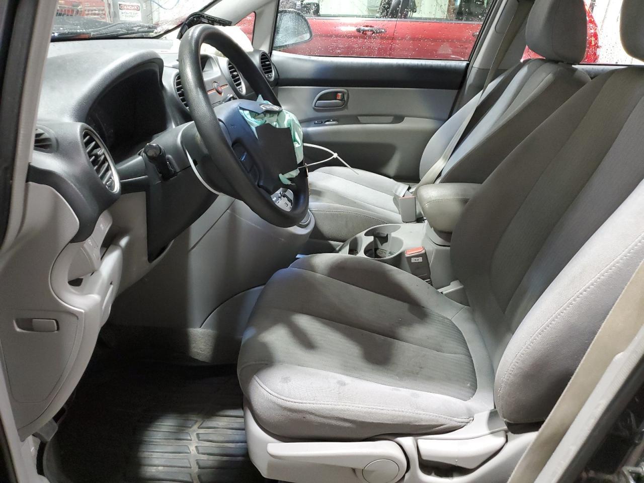2007 KIA RONDO
