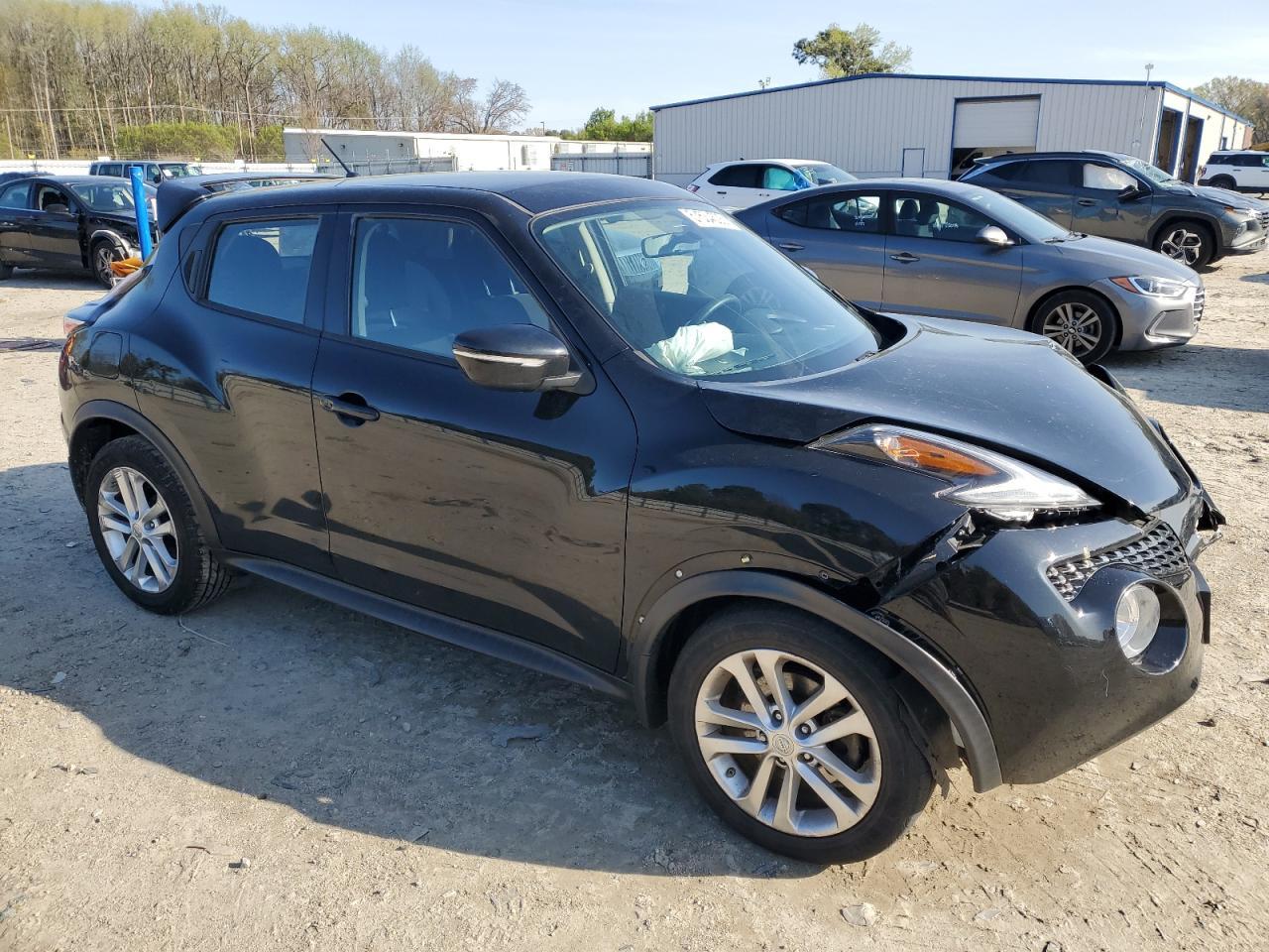 2017 NISSAN Juke