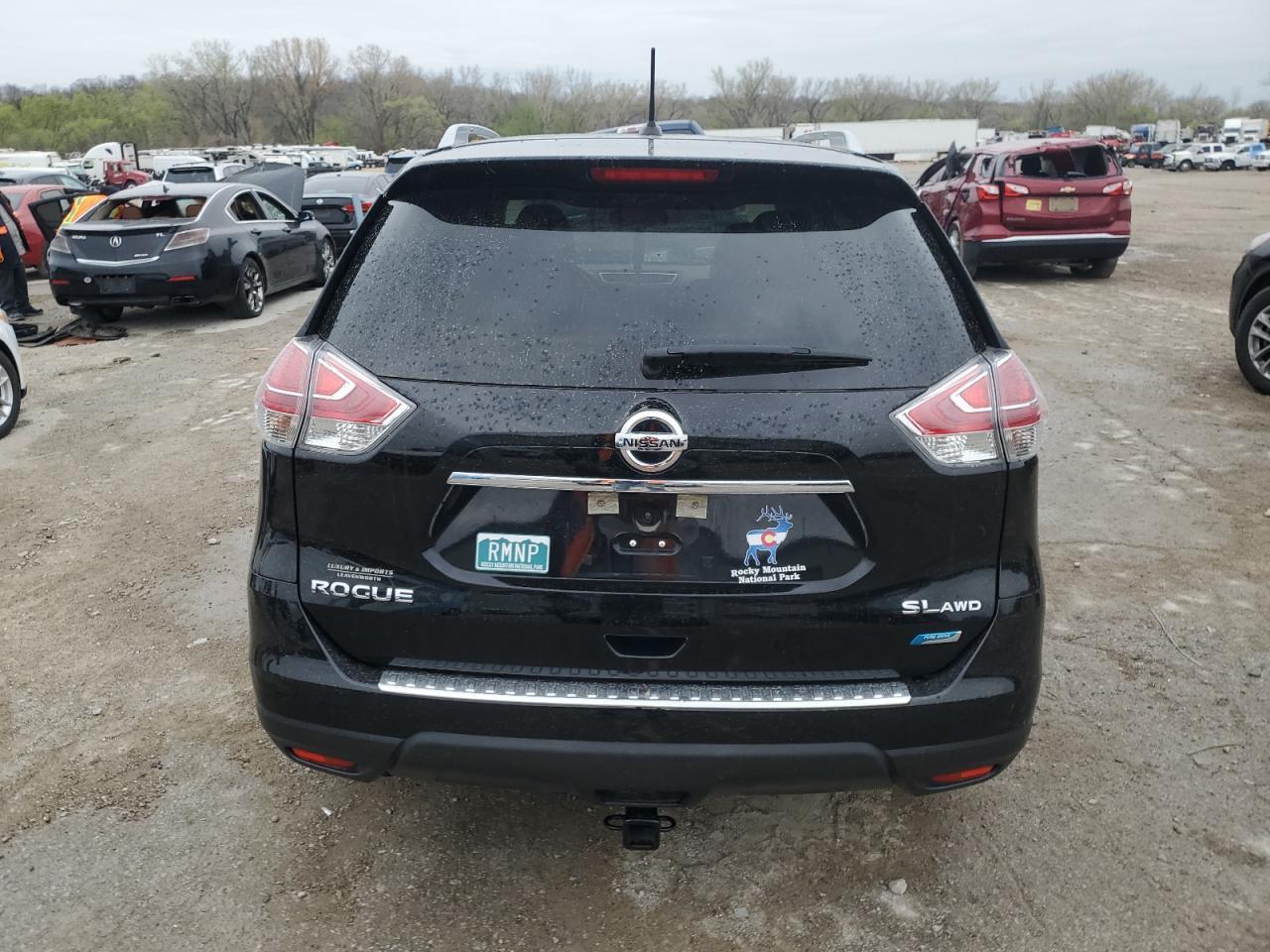 2014 NISSAN ROGUE