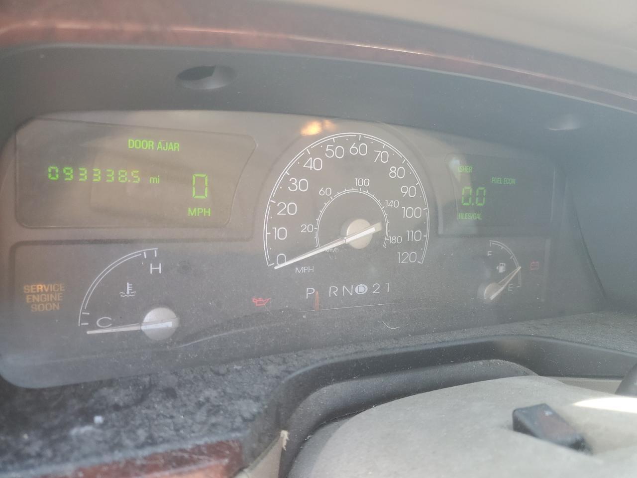 2003 LINCOLN Town Car