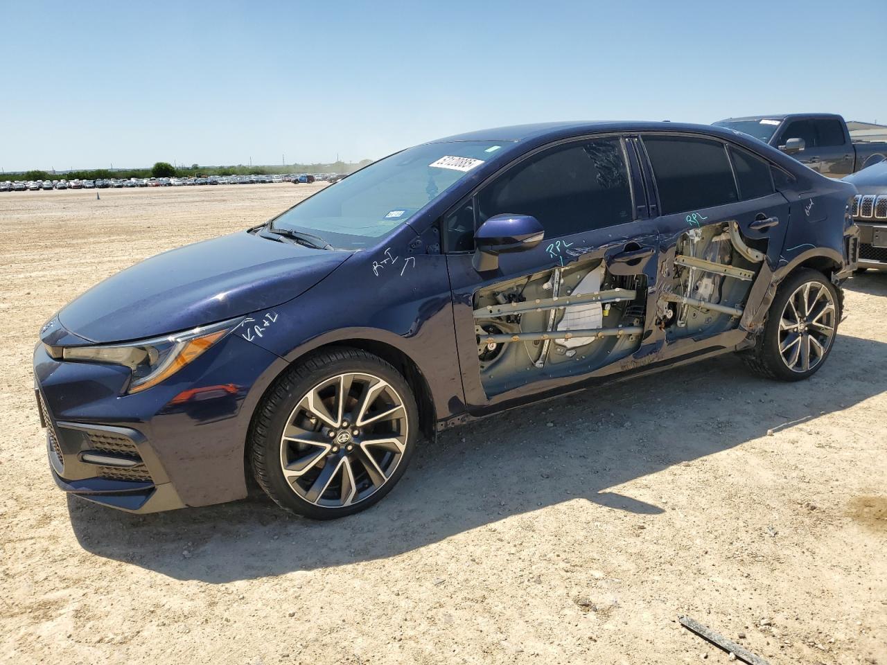 2022 TOYOTA COROLLA