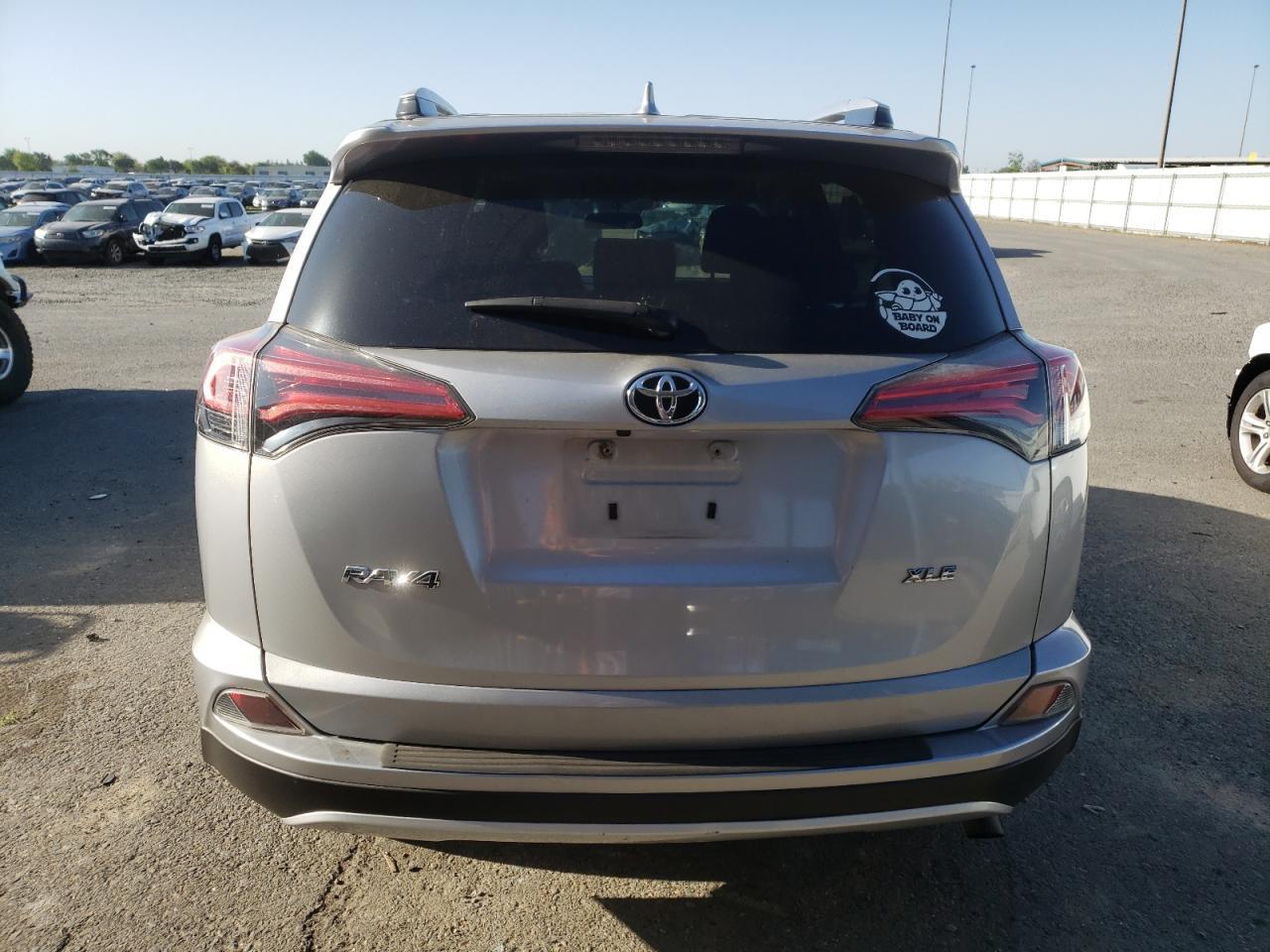 2016 TOYOTA RAV4