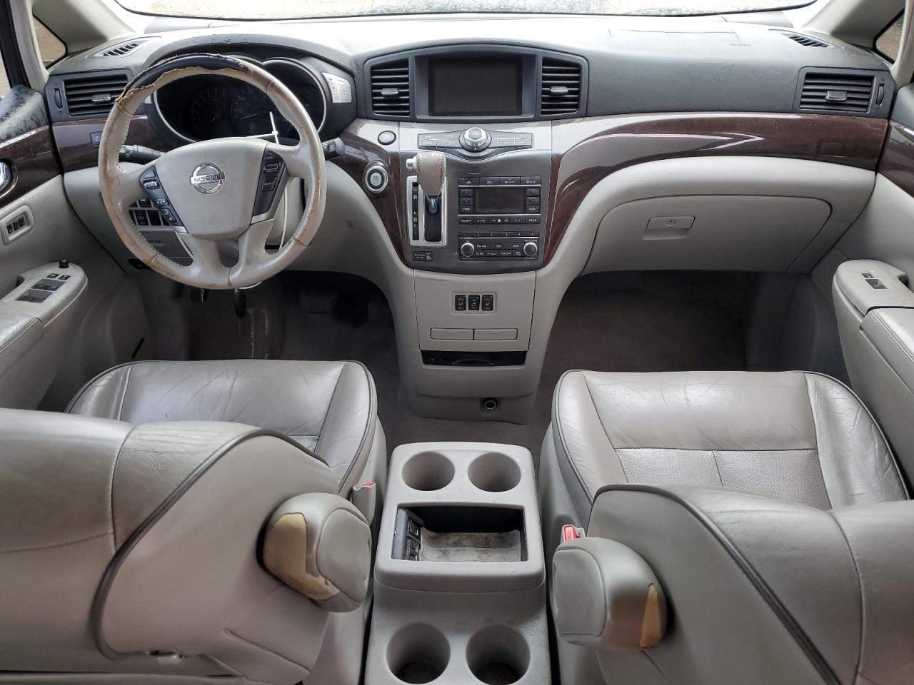 2011 NISSAN Quest