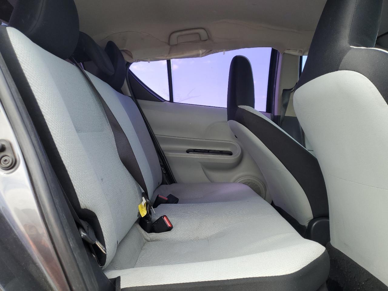 2014 TOYOTA PRIUS
