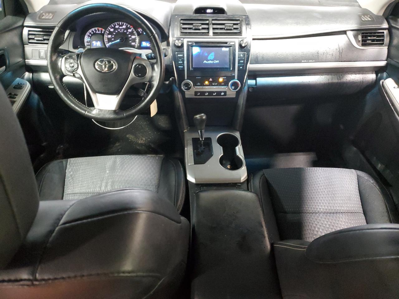 2014 TOYOTA CAMRY