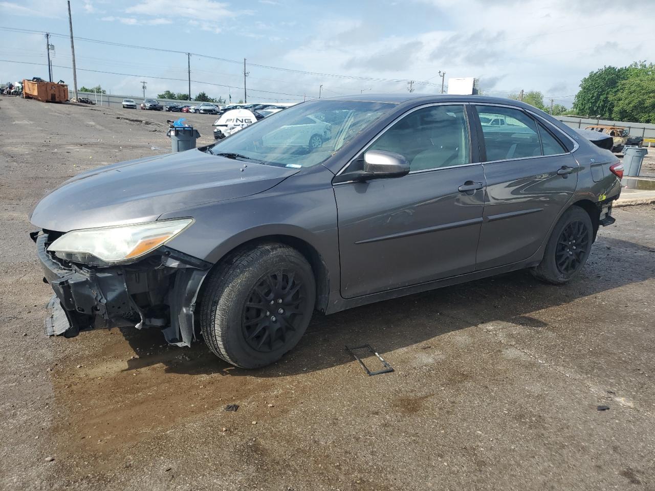 2016 TOYOTA CAMRY
