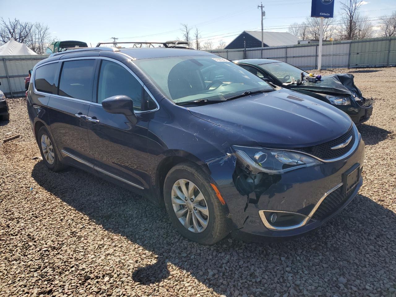2019 CHRYSLER Pacifica