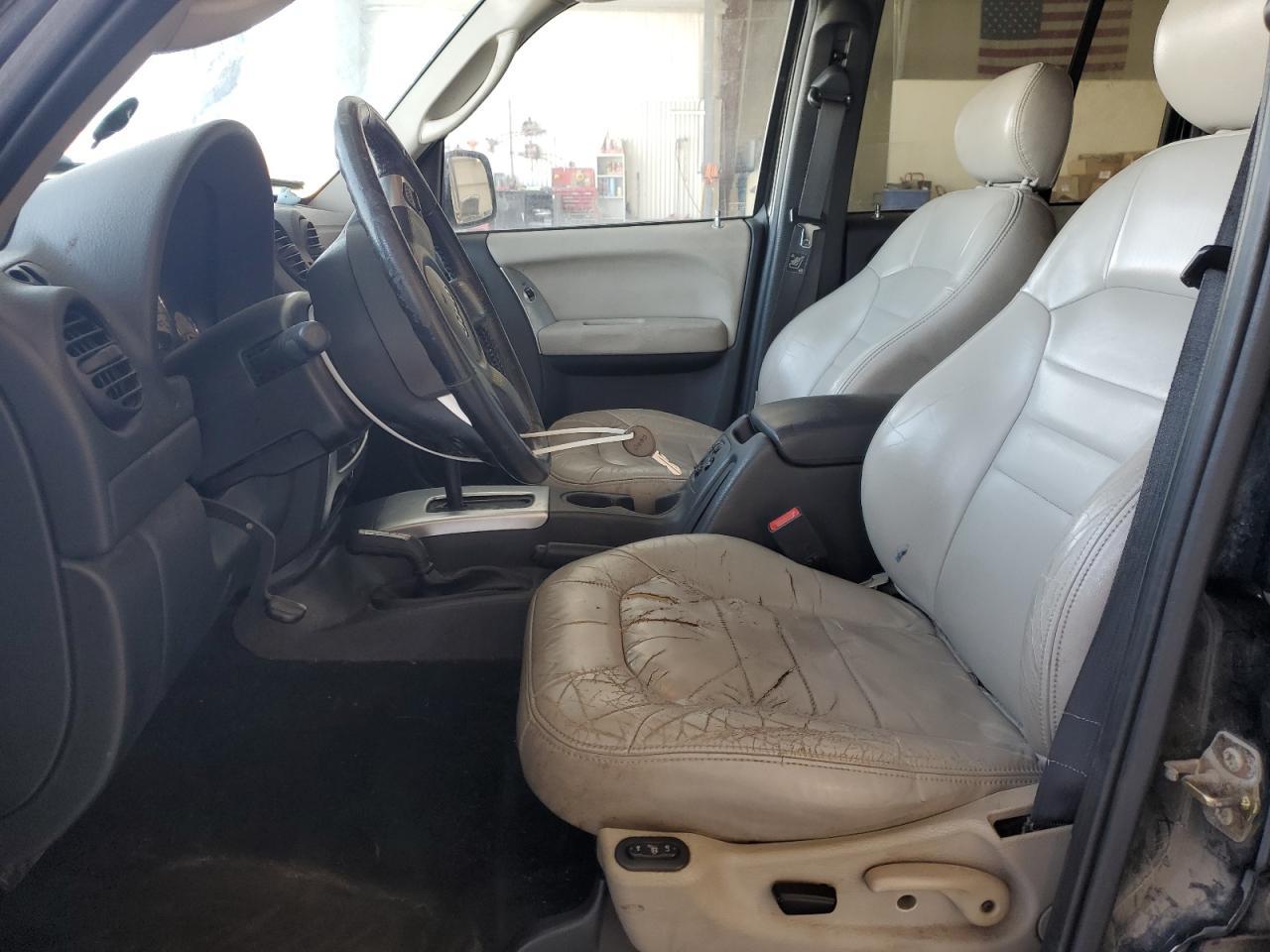2003 JEEP Liberty
