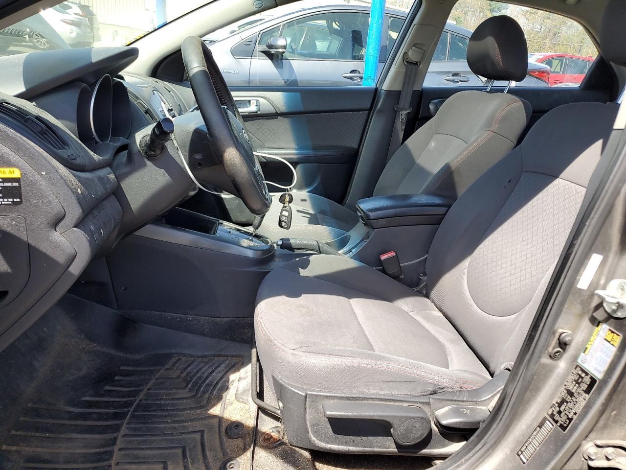 2010 KIA FORTE