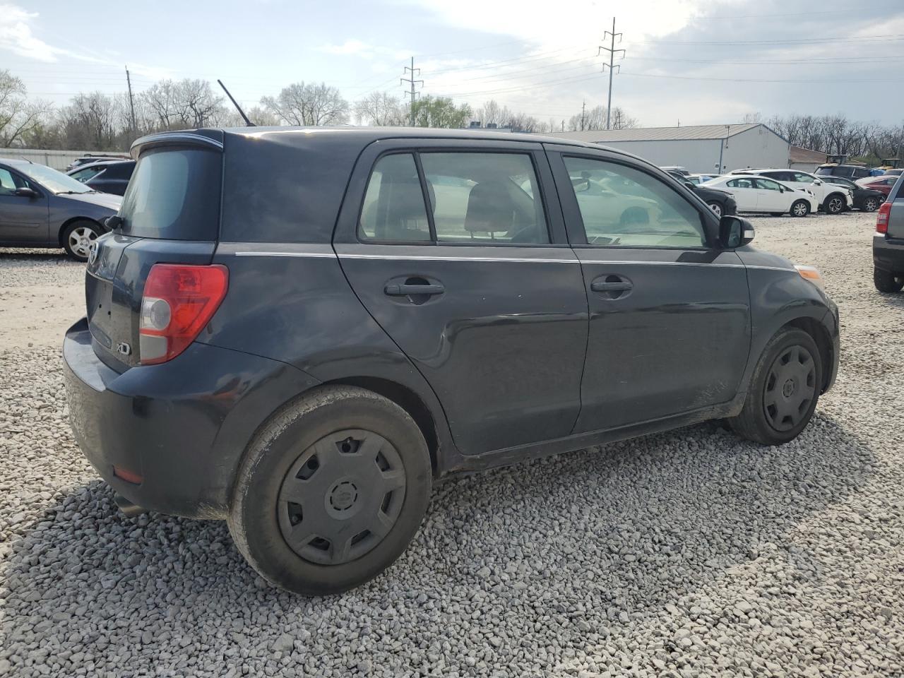 2010 TOYOTA SCION