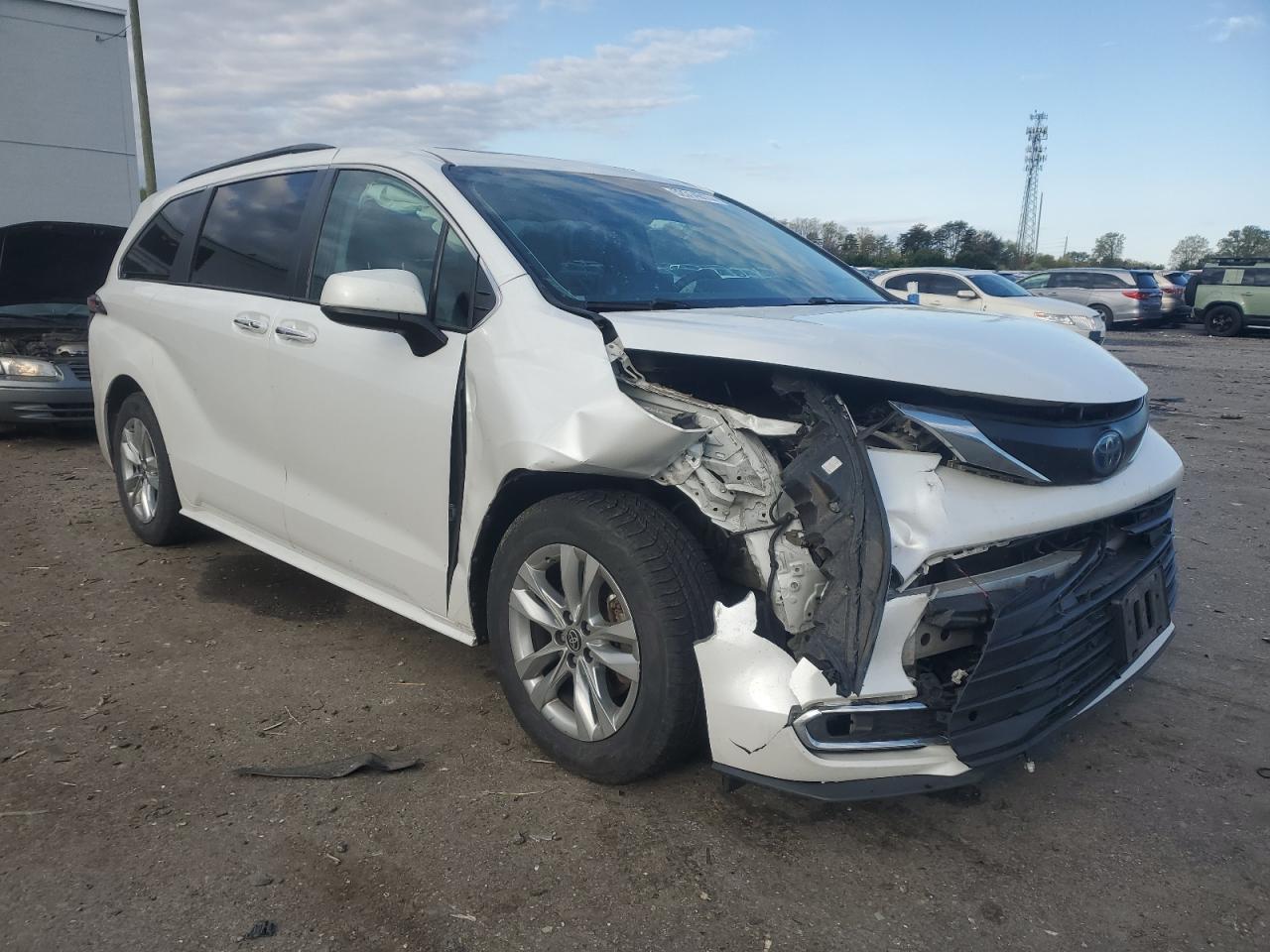 2022 TOYOTA SIENNA