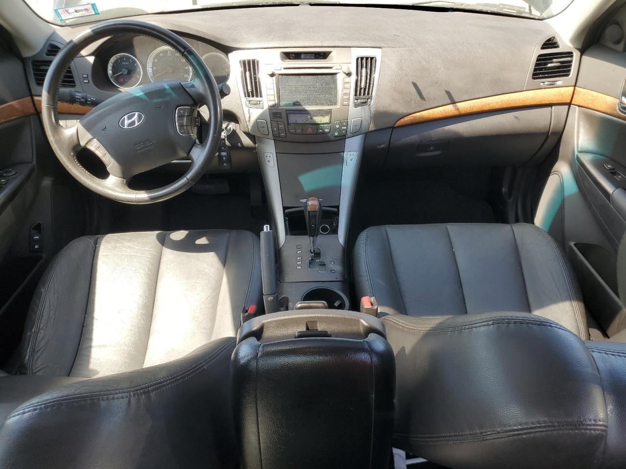 2010 HYUNDAI SONATA
