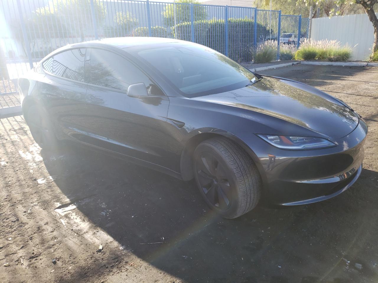 2024 TESLA MODEL 3