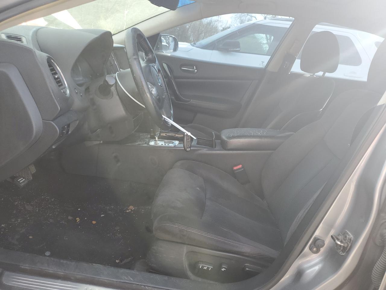 2009 NISSAN Maxima