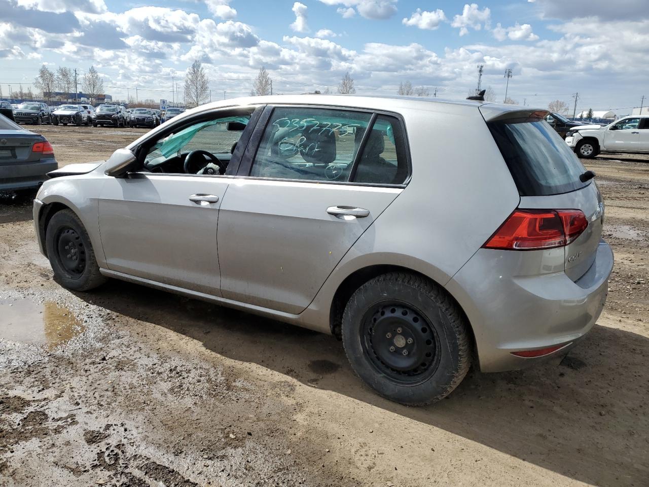 2016 VOLKSWAGEN GOLF