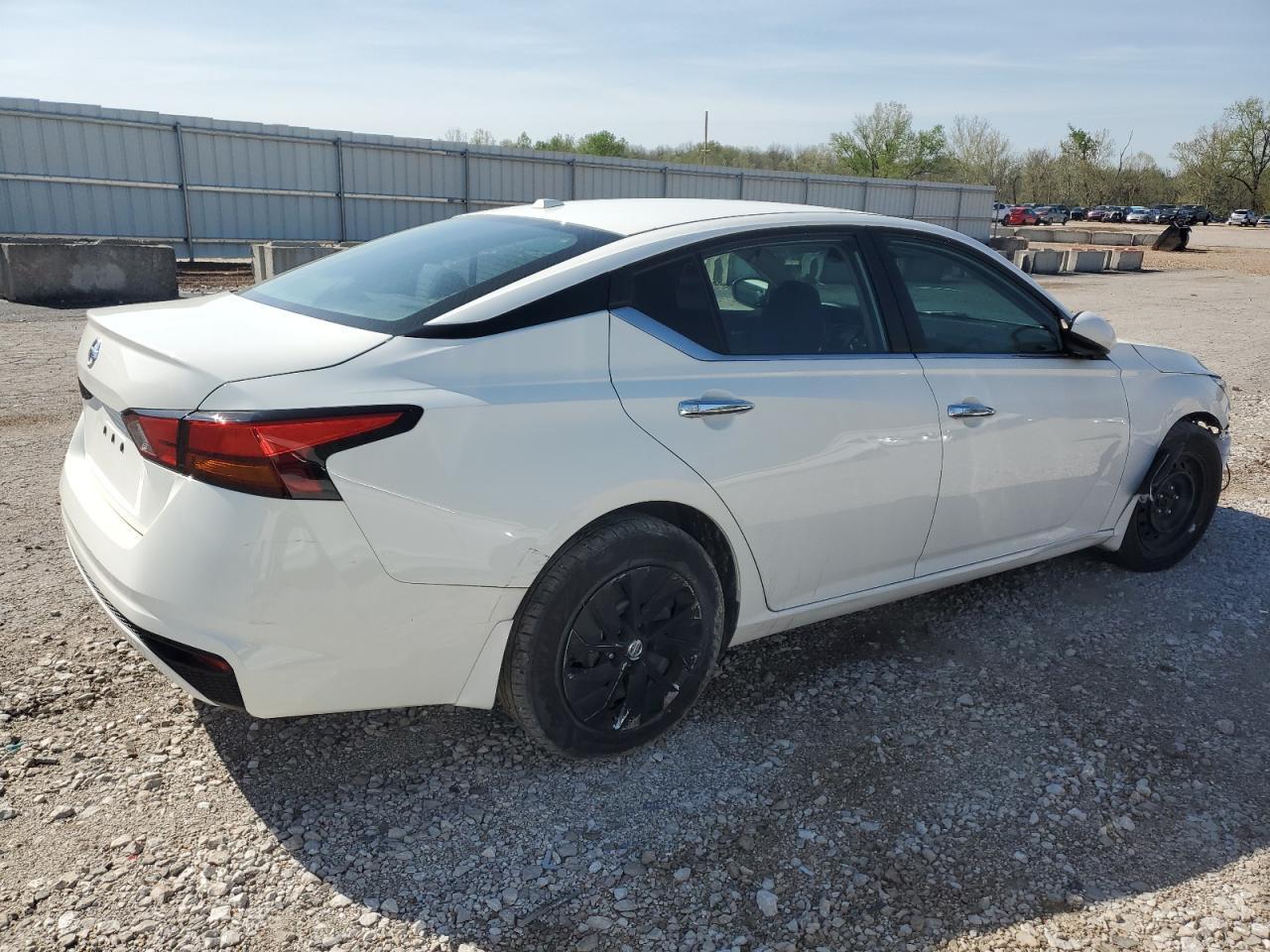 2019 NISSAN ALTIMA
