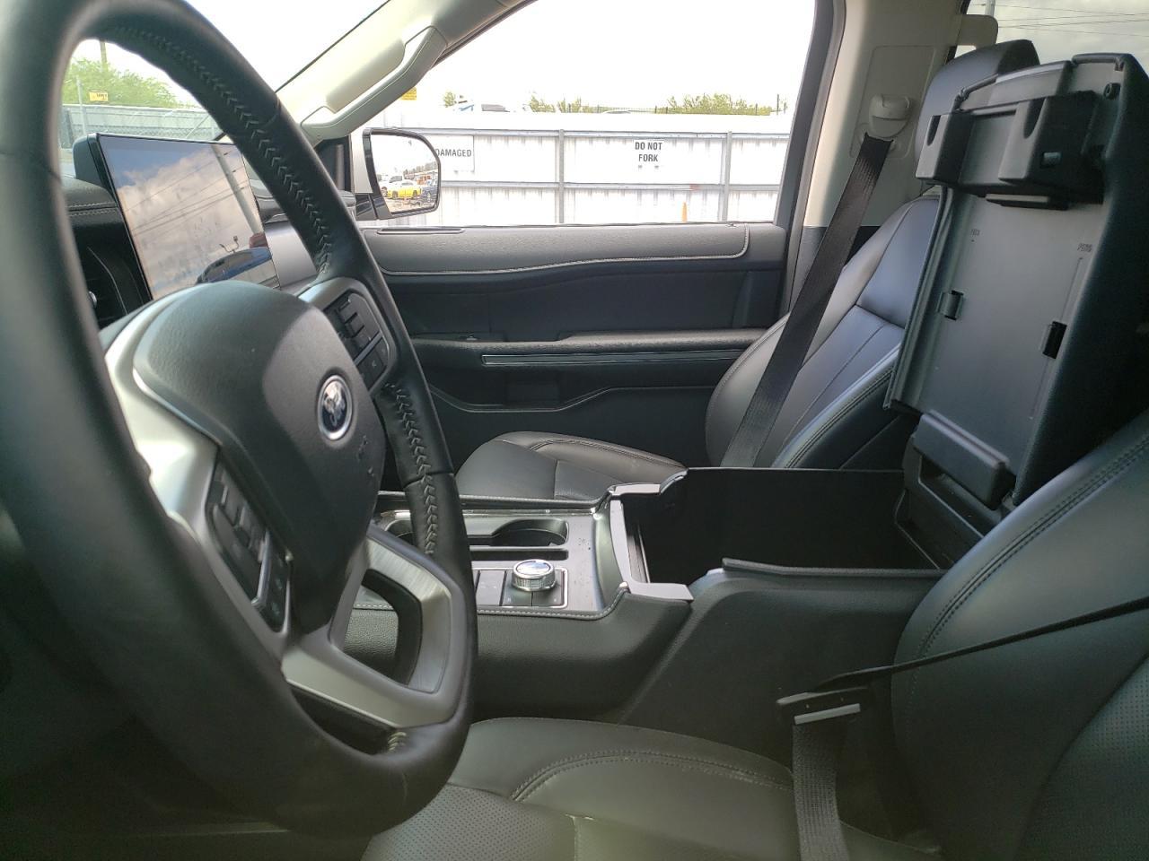 2024 FORD Expedition
