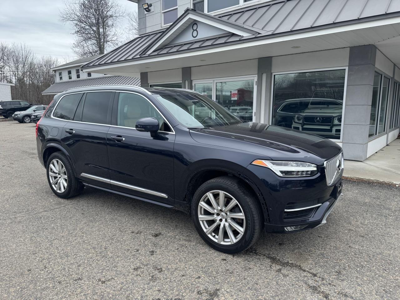 2017 VOLVO XC90