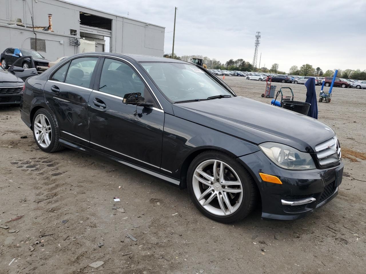 2012 MERCEDES-BENZ C-CLASS