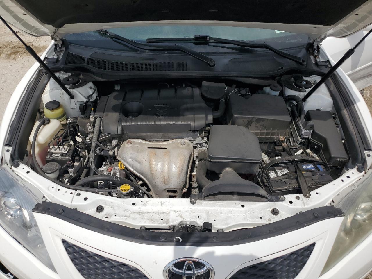 2011 TOYOTA CAMRY
