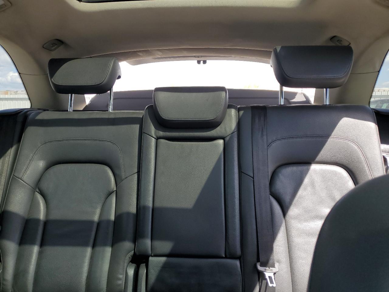 2009 AUDI Q5