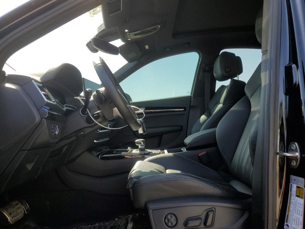 2022 AUDI Q5