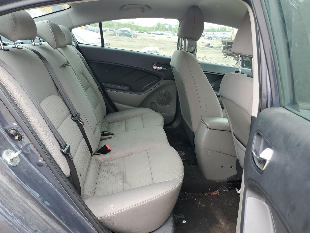 2016 KIA FORTE