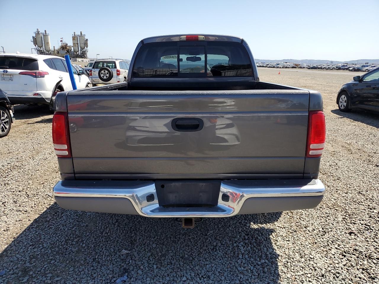 2004 DODGE Dakota
