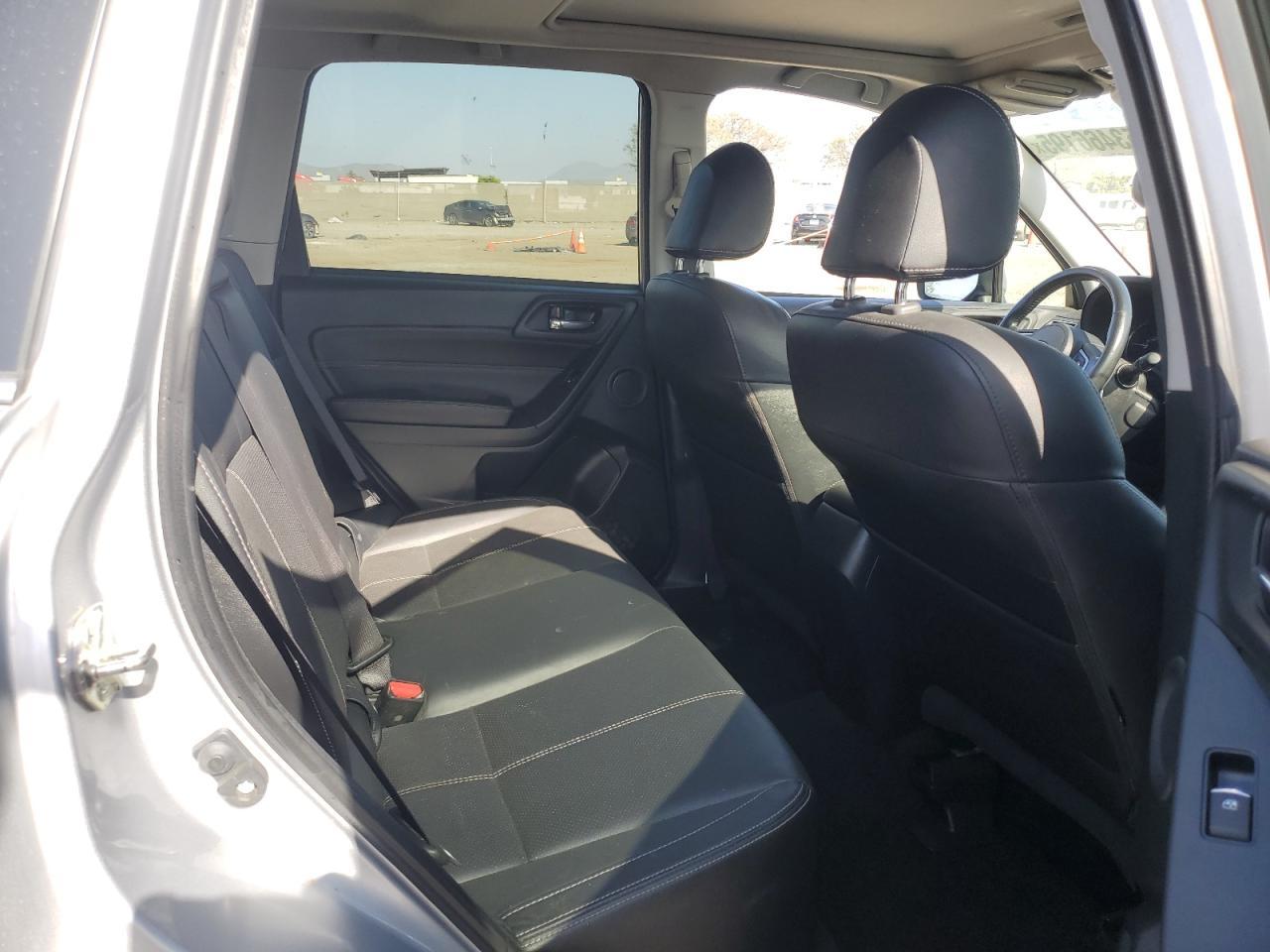 2017 SUBARU FORESTER