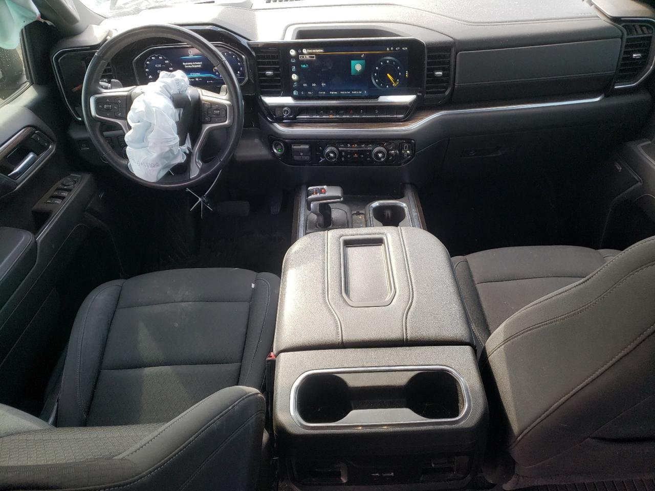 2022 CHEVROLET Silverado