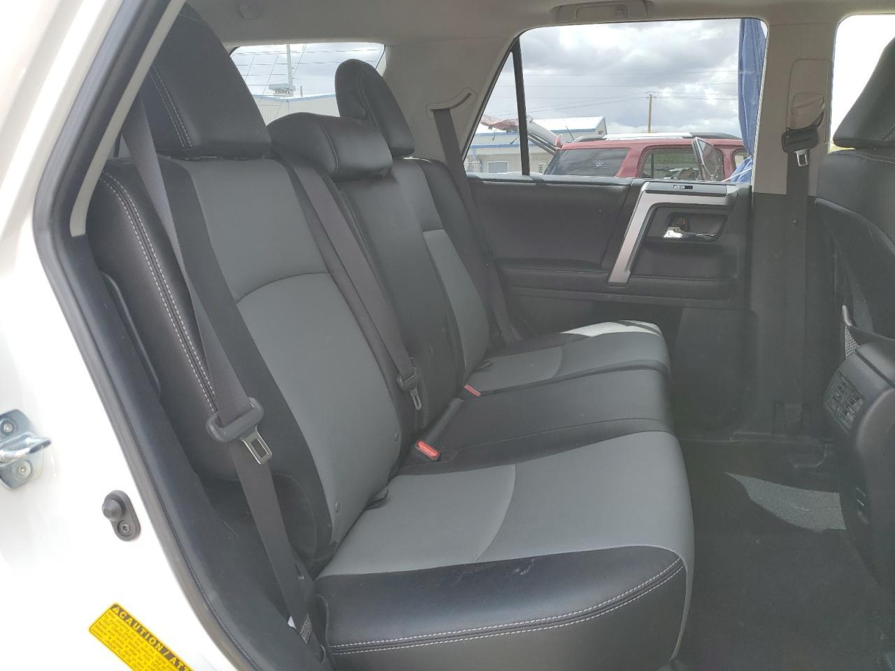 2018 TOYOTA 4Runner