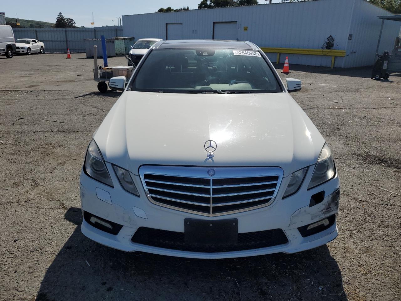 2011 MERCEDES-BENZ E-Class