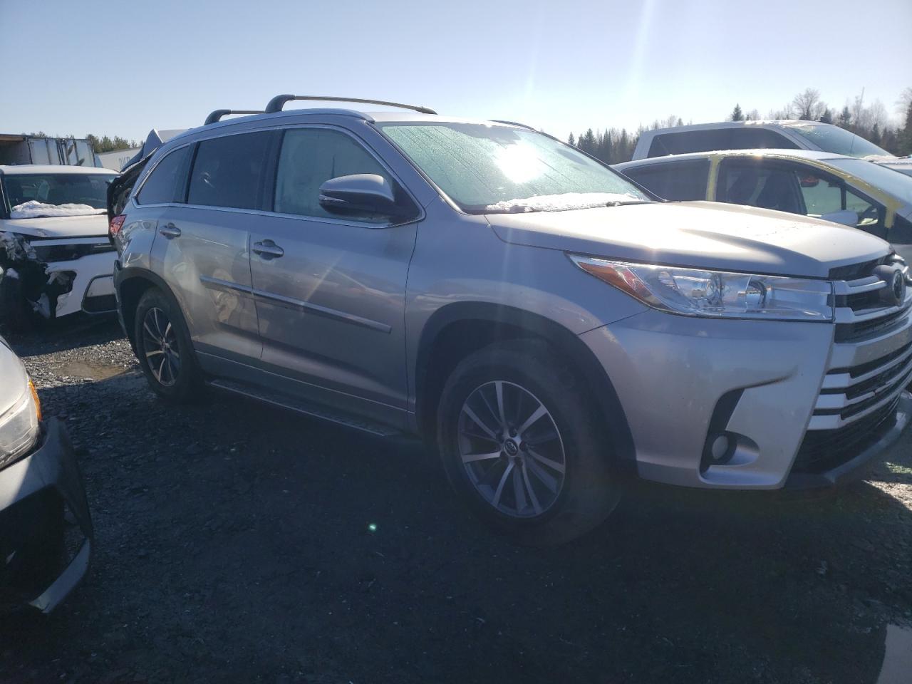 2018 TOYOTA HIGHLANDER
