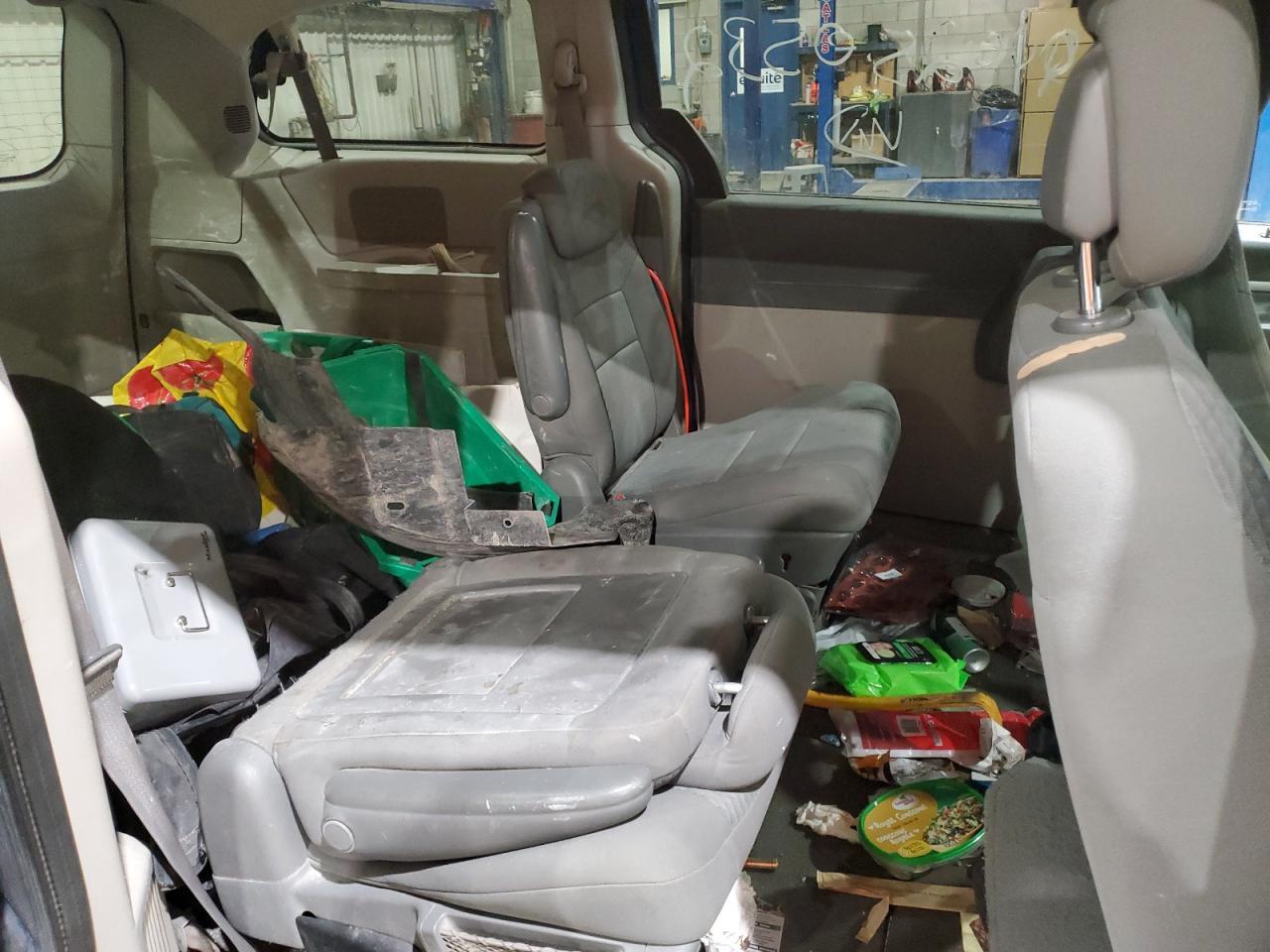 2010 DODGE CARAVAN