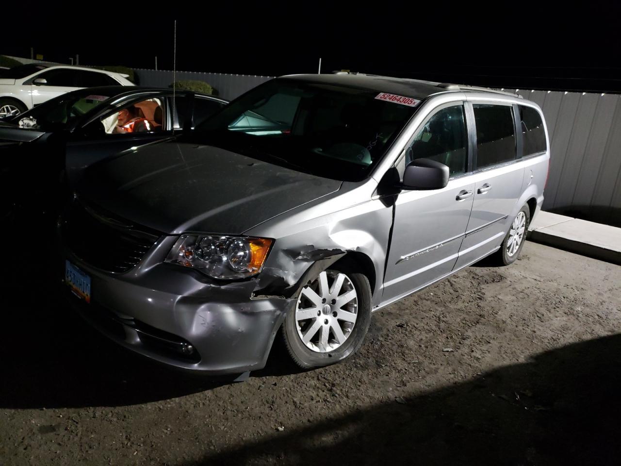 2016 CHRYSLER Town & Cou