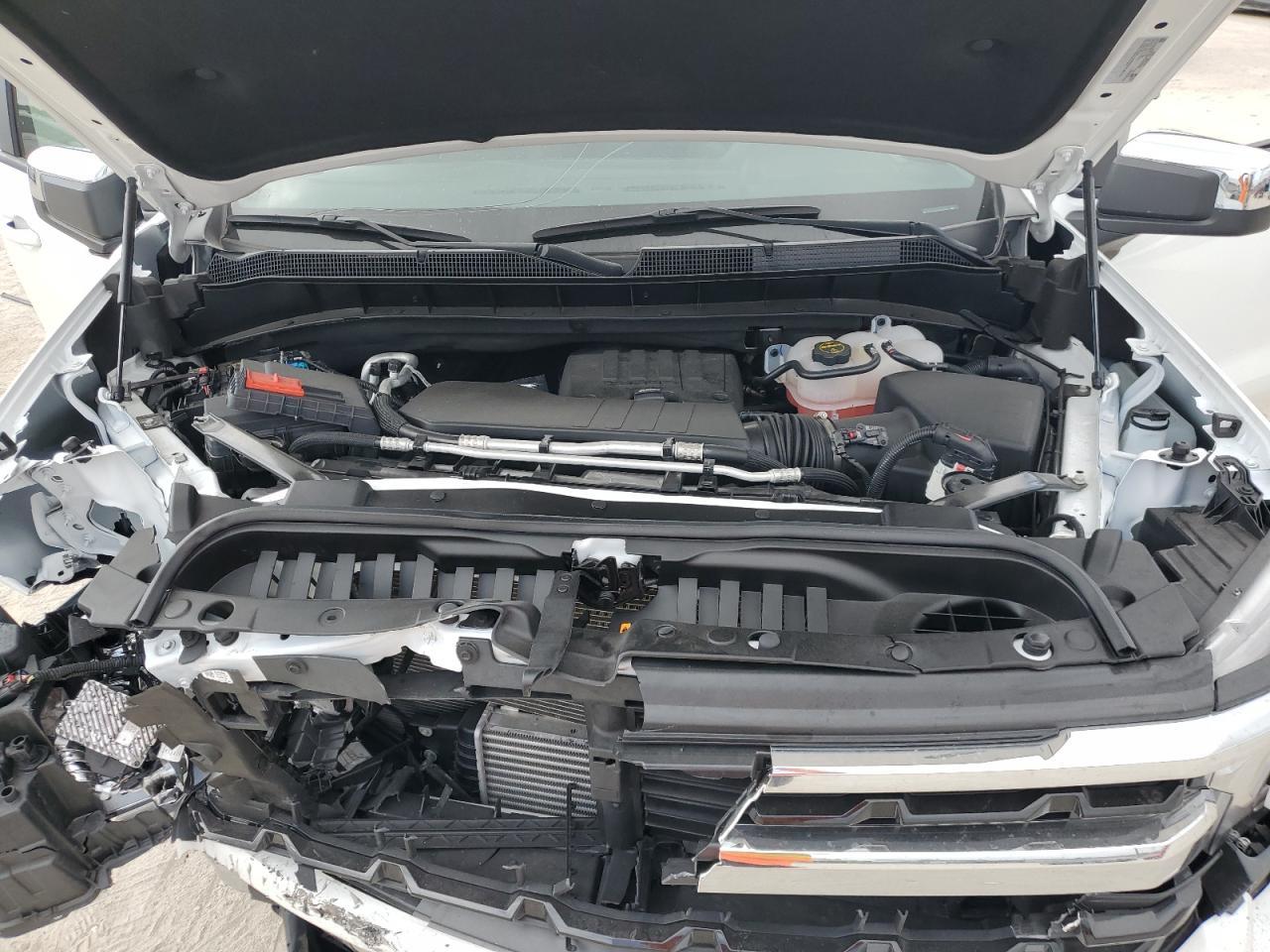 2024 CHEVROLET Silverado